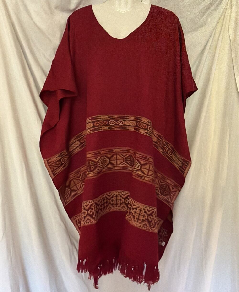 RHEA Pullover Poncho Women’s One Size Maroon Red Pattern Indian BOHO Acrylic NEW